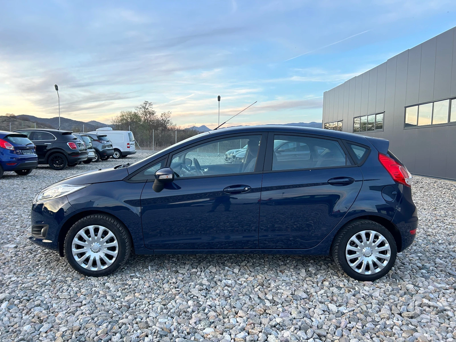 Ford Fiesta 1.5TDCI - изображение 3