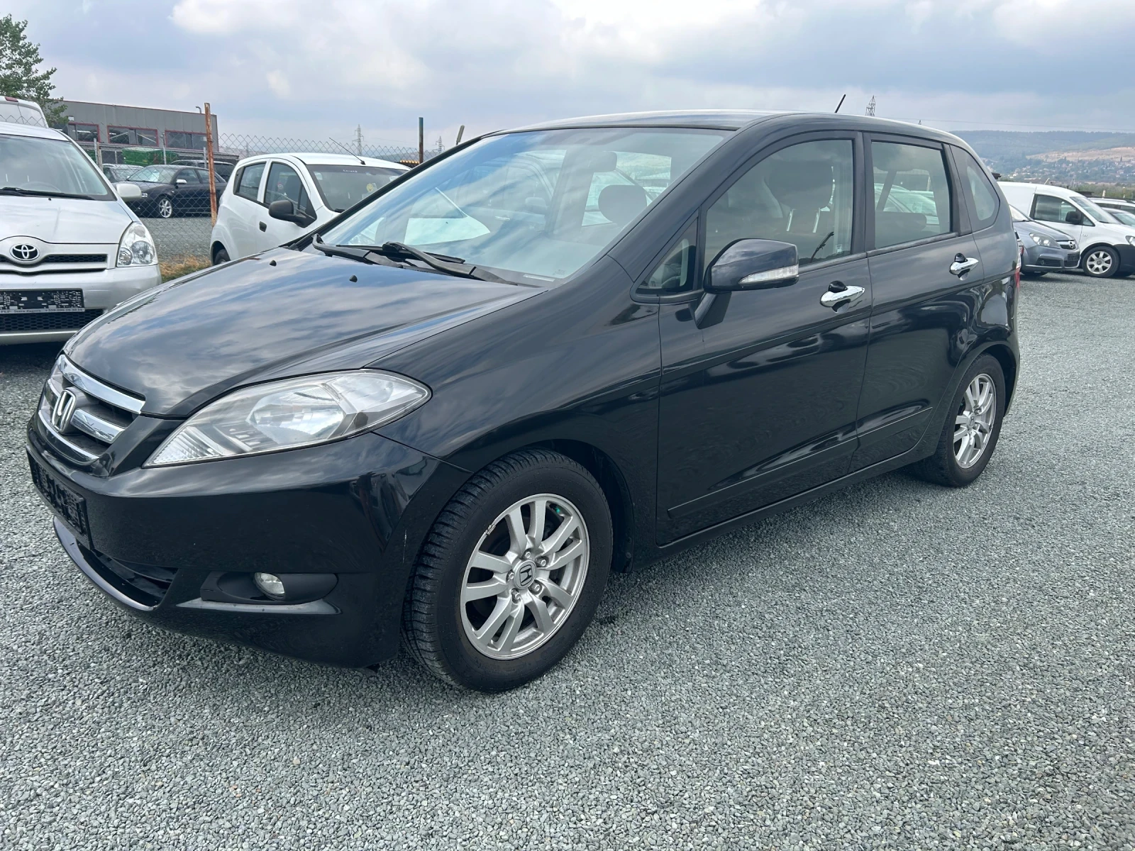 Honda Fr-v 1.7i - изображение 7