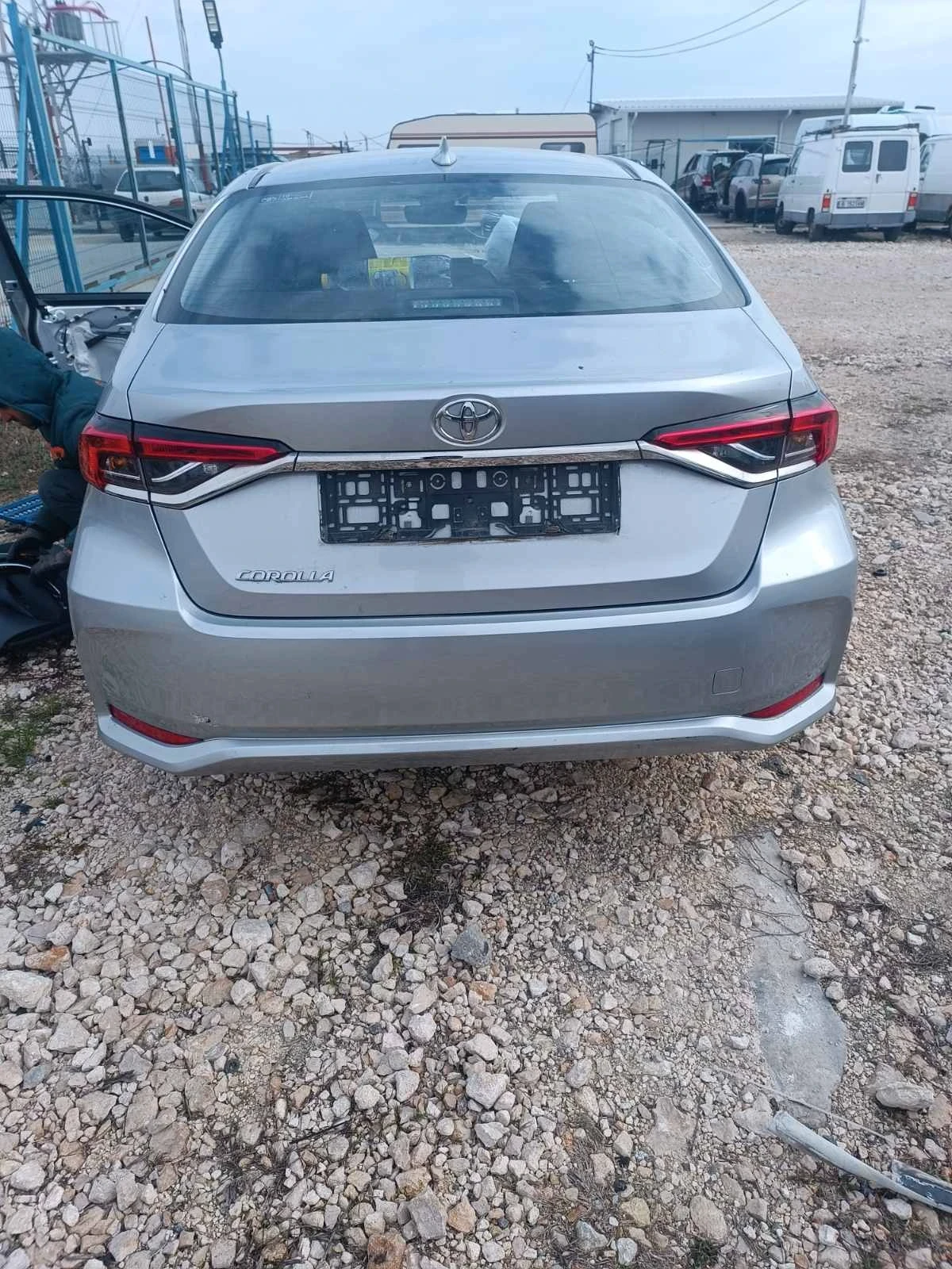 Toyota Corolla 1.5i | Mobile.bg   1