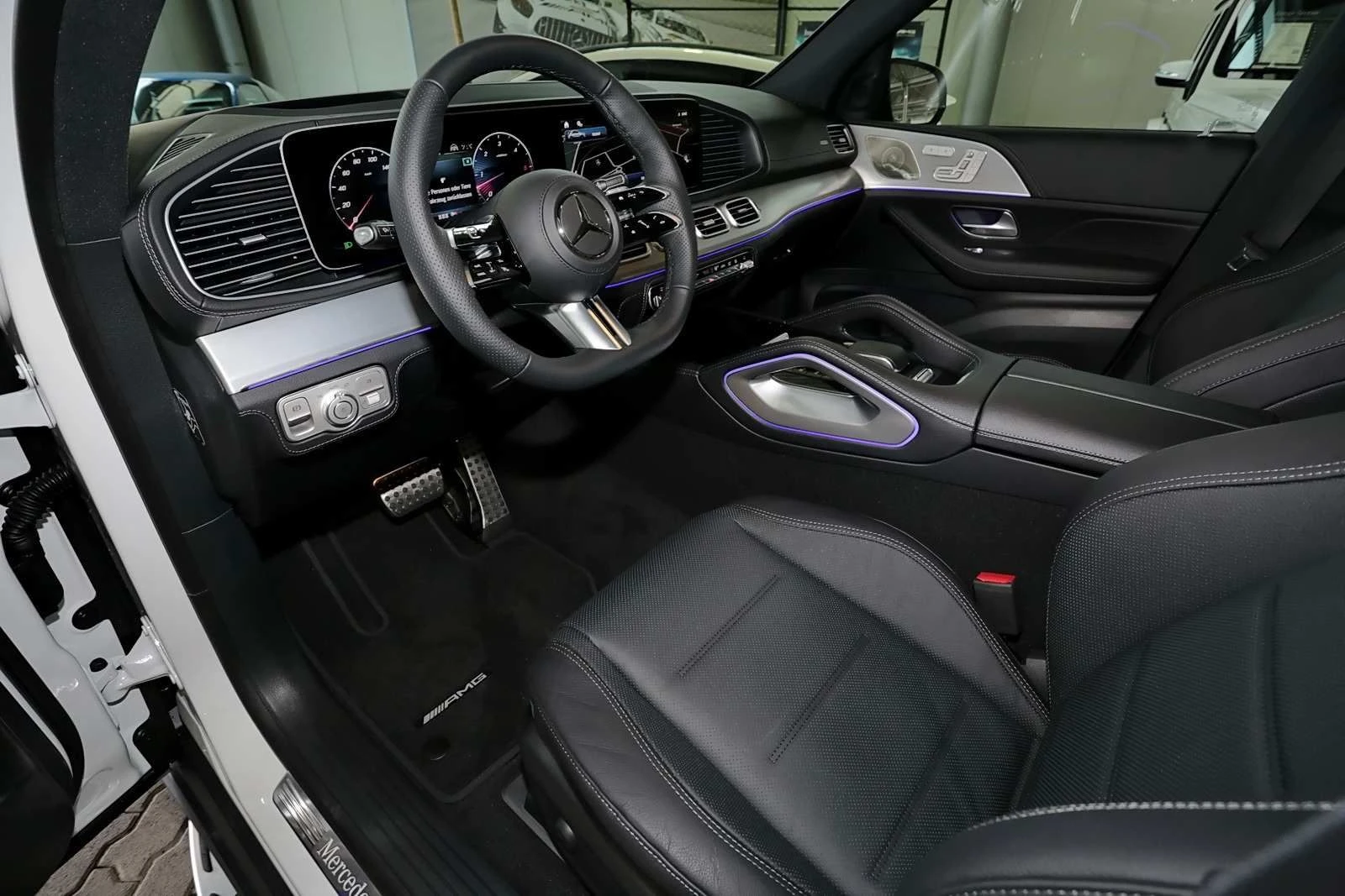 Mercedes-Benz GLE 450 d 4Matic = AMG Line= Premium Гаранция - изображение 4