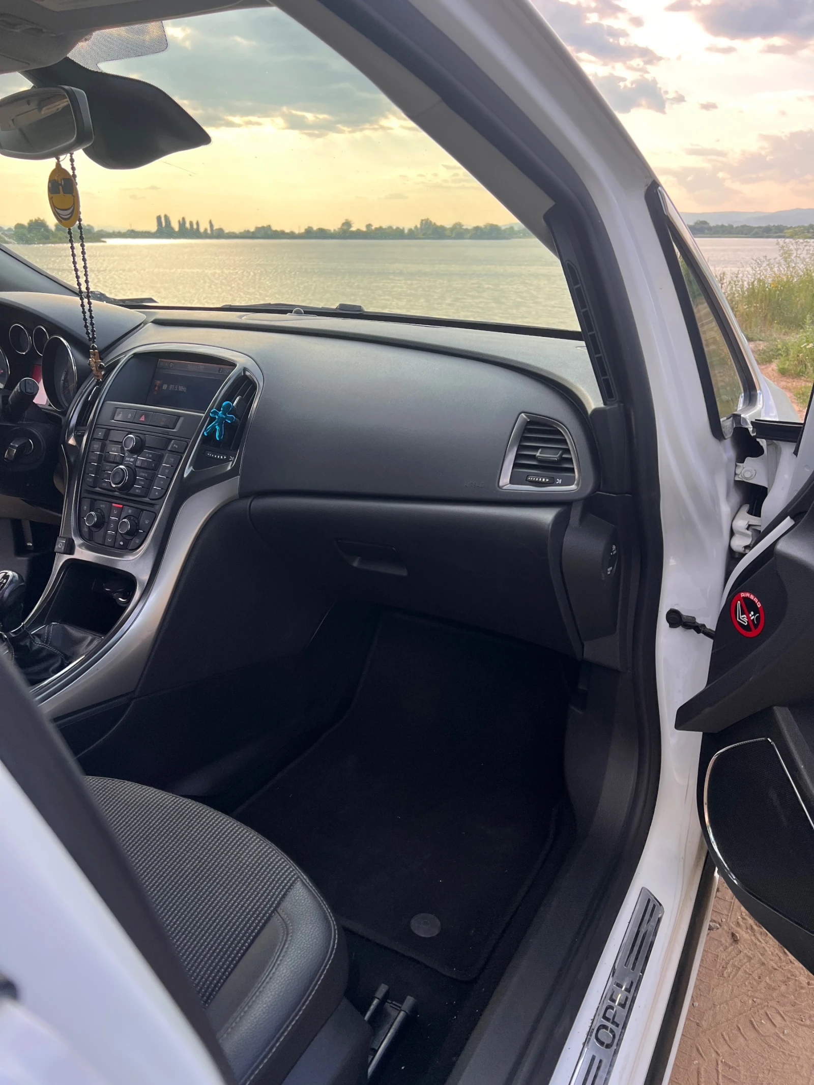 Opel Astra J 1.4 TURBO/COSMO/LPG  - изображение 9