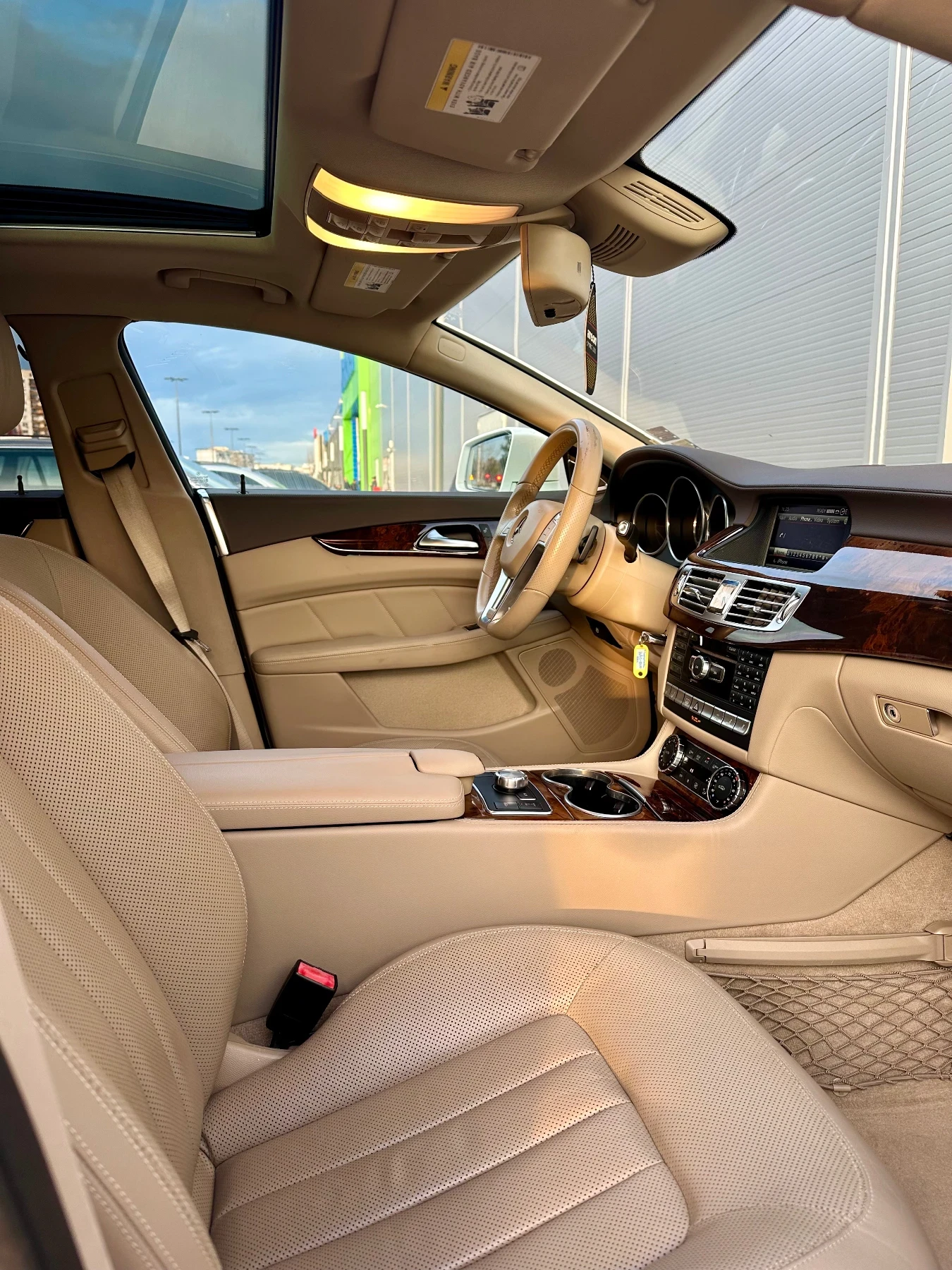 Mercedes-Benz CLS 550 4 MATIC * AMG* ������ ������ | Mobile.bg � ����������� 8