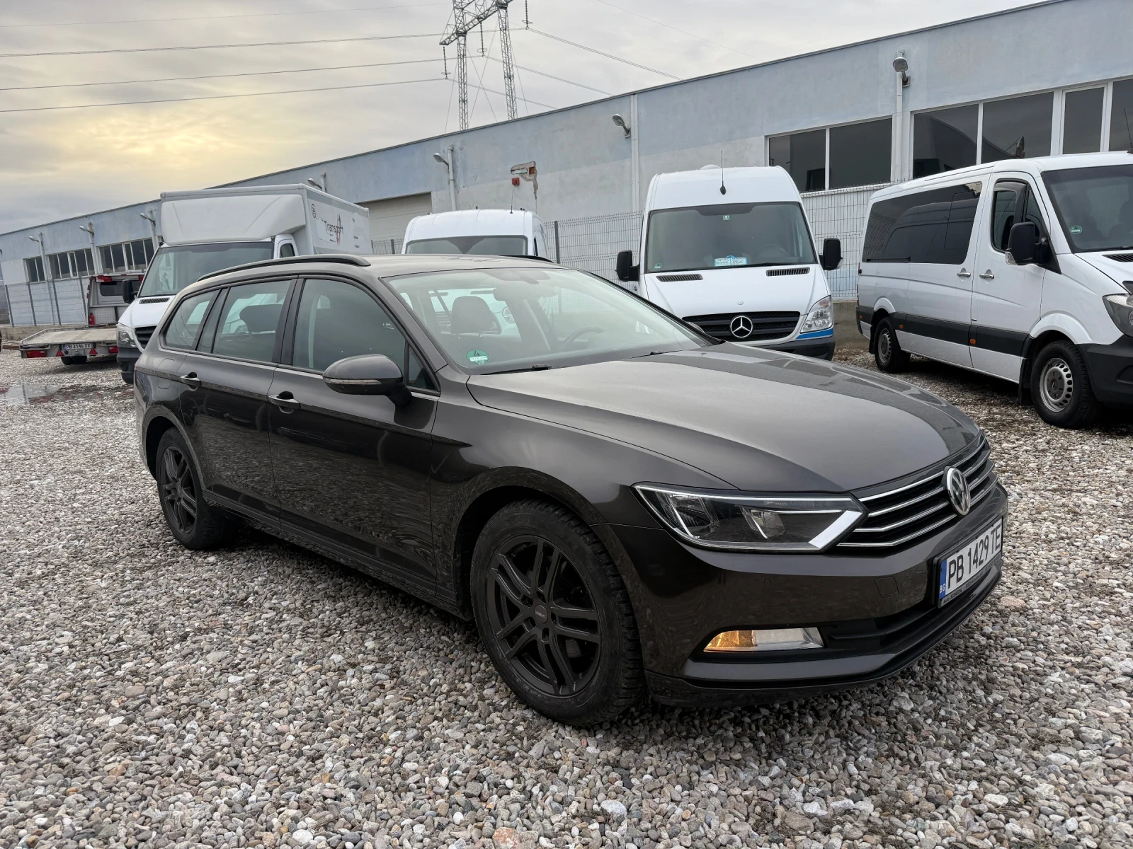 VW Passat 2.0 TDI  AUTOMAT - изображение 3