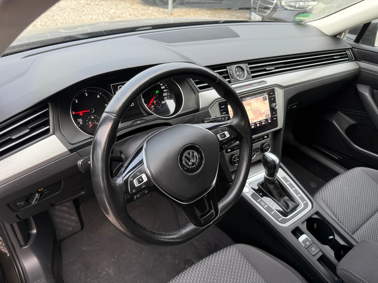 VW Passat 2.0 TDI  AUTOMAT | Mobile.bg � ����������� 13
