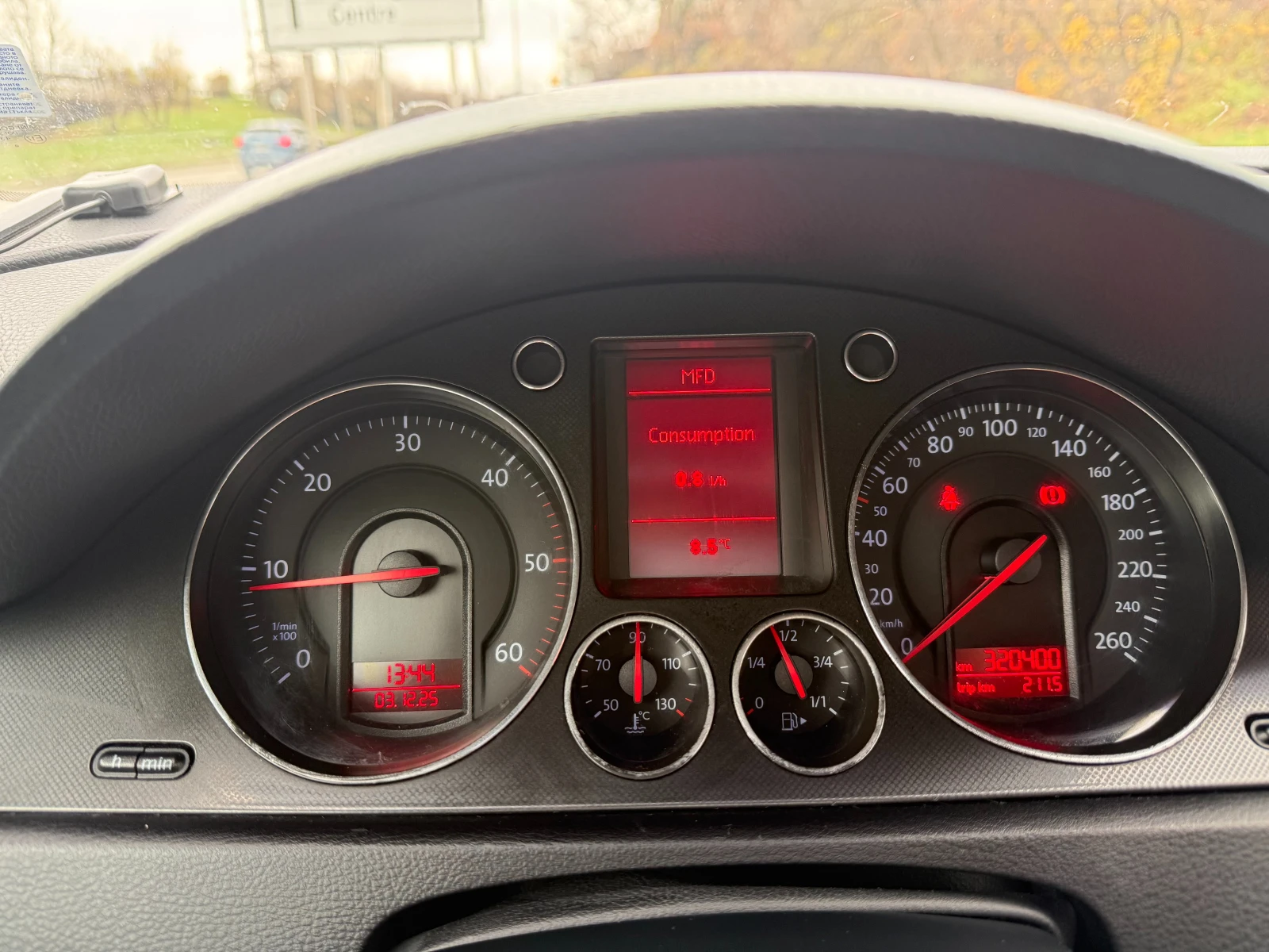 VW Passat 1.9 TDI ОБСЛУЖЕНА - изображение 8