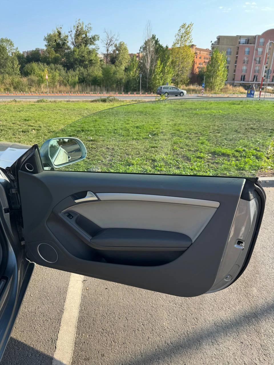 Audi A5 2.0 TFSI Quattro ОБСЛУЖЕНА, РЕАЛНИ КМ, снимка 12 - Автомобили и джипове - 53726417