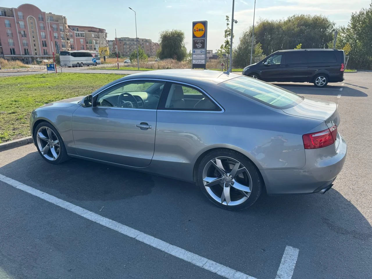 Audi A5 2.0 TFSI Quattro ОБСЛУЖЕНА, РЕАЛНИ КМ, снимка 4 - Автомобили и джипове - 53726417