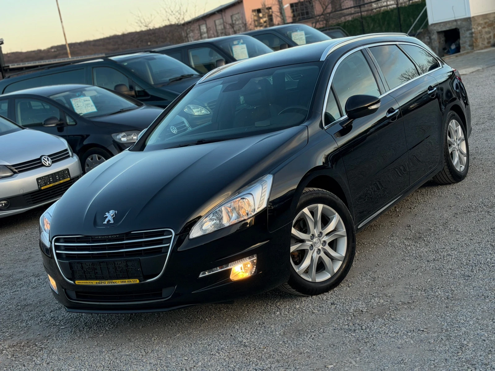 Peugeot 508 1.6i 156кс 6ск НАВИ ПАНОРАМА , снимка 3 - Автомобили и джипове - 53799102