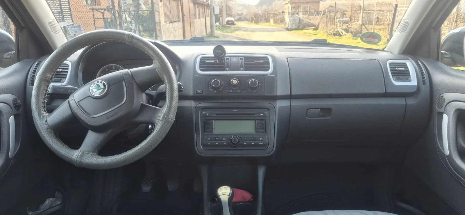 Skoda Fabia, снимка 3 - Автомобили и джипове - 53879026