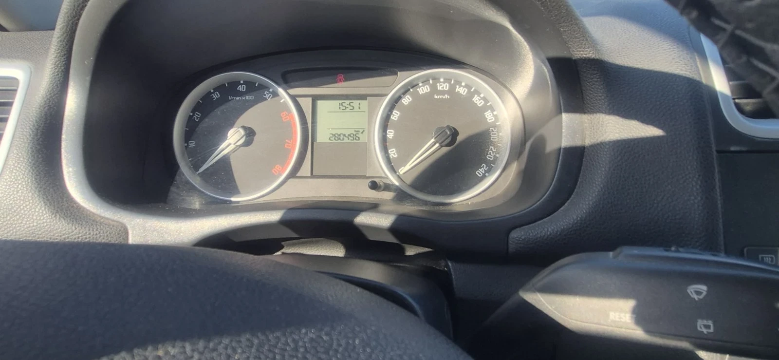 Skoda Fabia, снимка 7 - Автомобили и джипове - 53879026