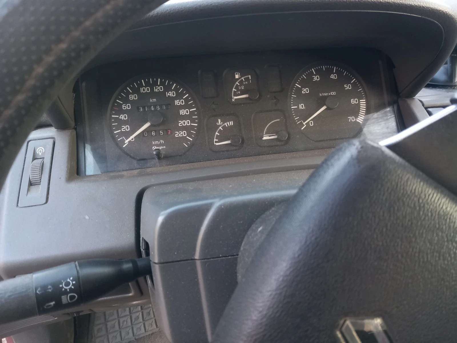 Renault Clio, снимка 5 - Автомобили и джипове - 53896260