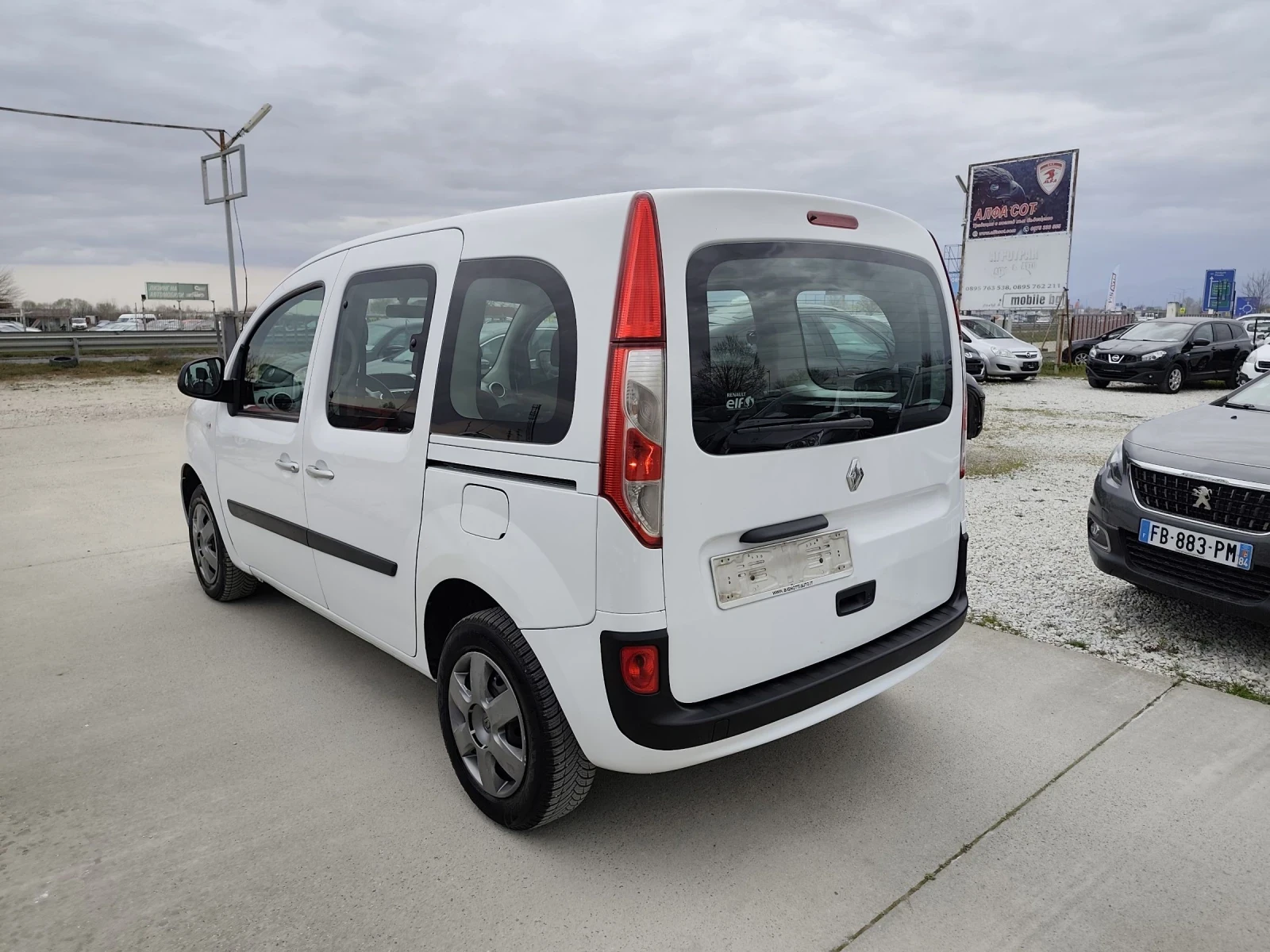 Renault Kangoo 5 места, N1, снимка 6 - Автомобили и джипове - 53914921