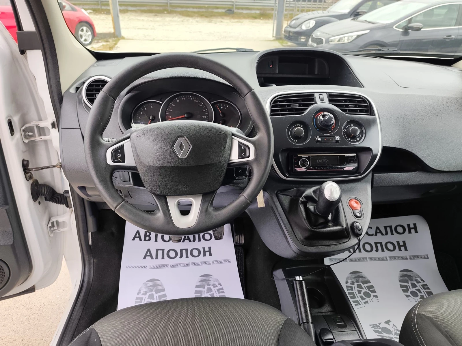 Renault Kangoo 5 места, N1, снимка 11 - Автомобили и джипове - 53914921