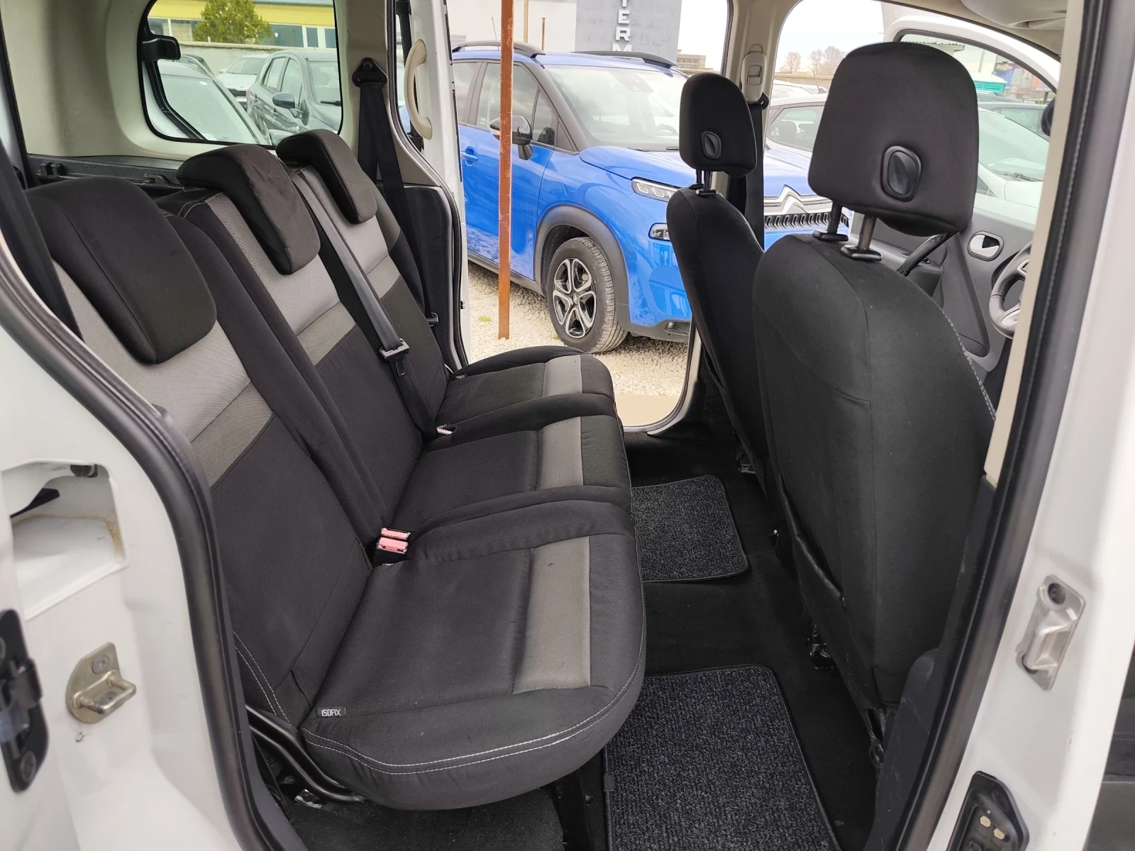 Renault Kangoo 5 места, N1, снимка 9 - Автомобили и джипове - 53914921