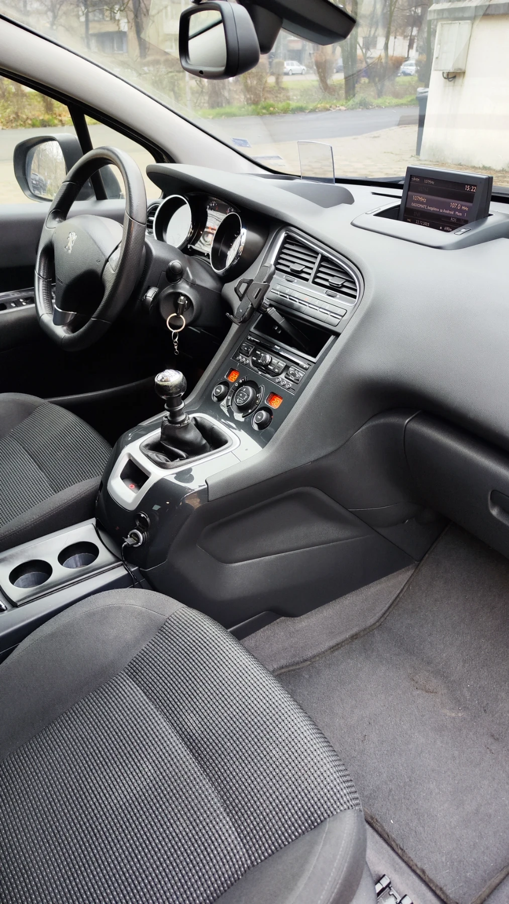 Peugeot 5008 1.6hdi, снимка 4 - Автомобили и джипове - 53963887