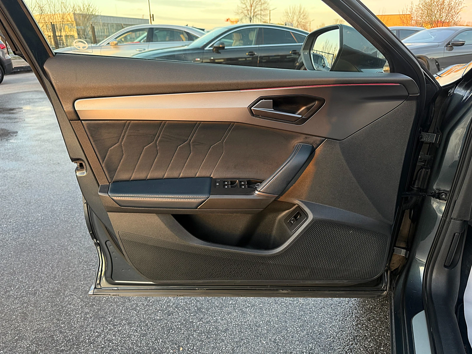 Cupra Formentor 2.0d-4x4-Panorama-Distronik-Kamera-Led-Bixenon-Ful, снимка 8 - Автомобили и джипове - 54181430