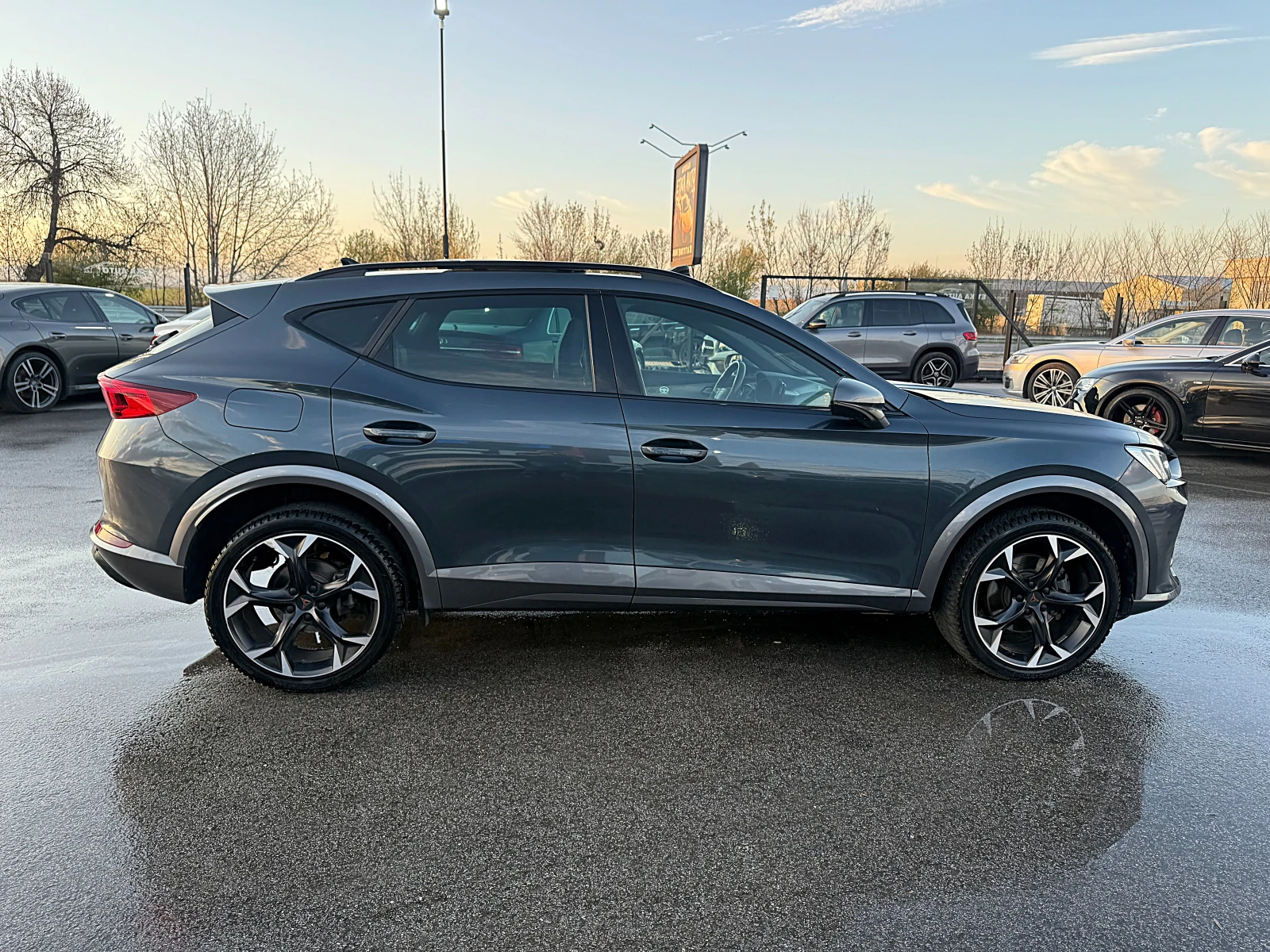 Cupra Formentor 2.0d-4x4-Panorama-Distronik-Kamera-Led-Bixenon-Ful, снимка 7 - Автомобили и джипове - 54181430