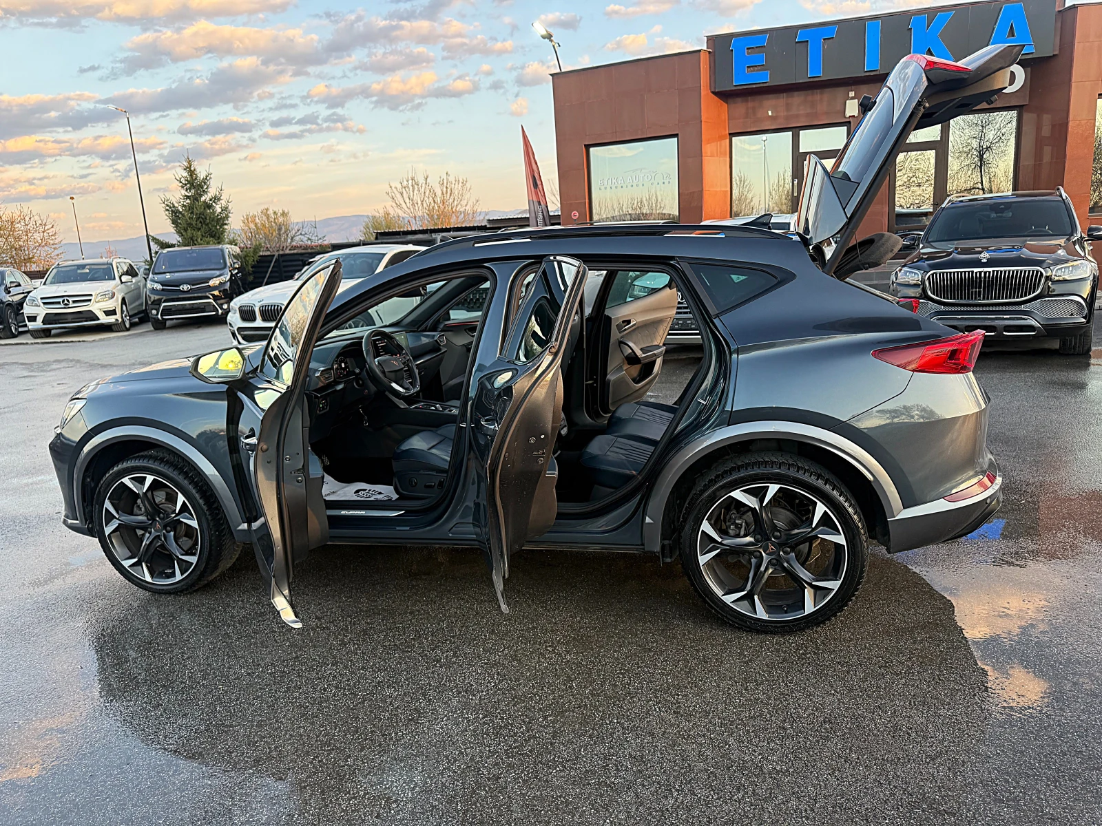 Cupra Formentor 2.0d-4x4-Panorama-Distronik-Kamera-Led-Bixenon-Ful, снимка 15 - Автомобили и джипове - 54181430