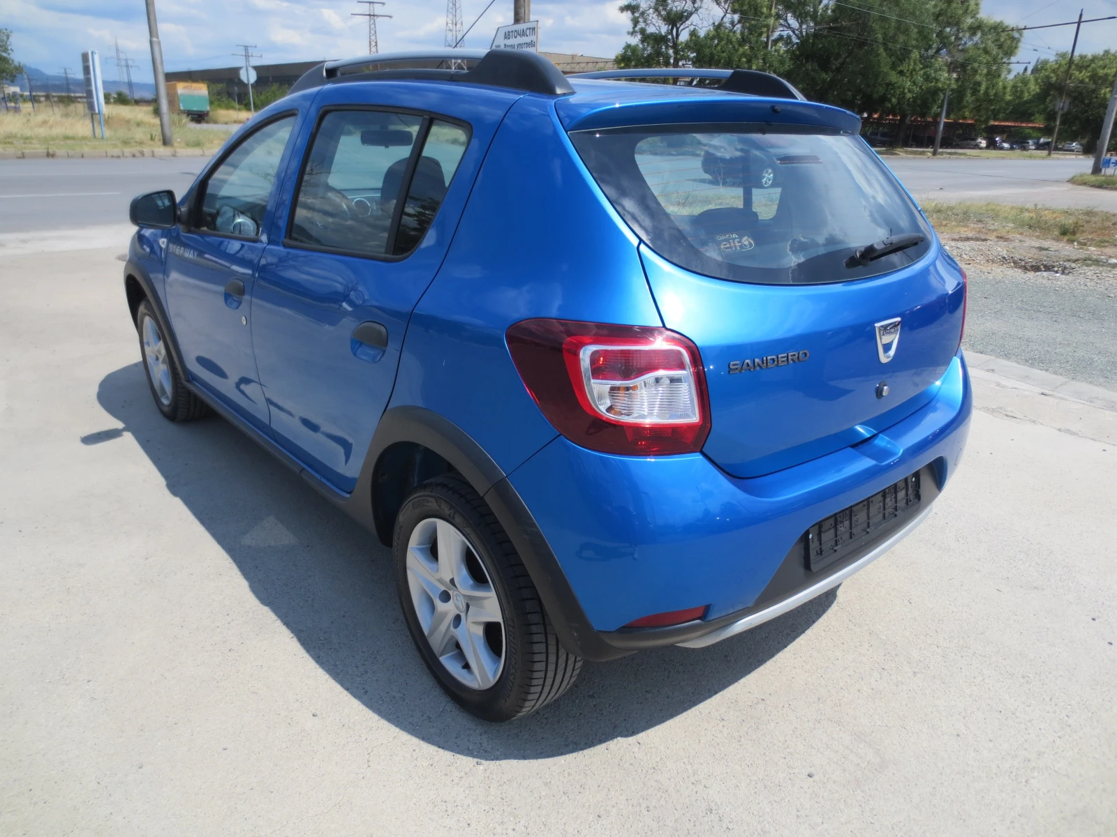 Dacia Sandero 1.5DCI-STEPWAY, снимка 7 - Автомобили и джипове - 55406150