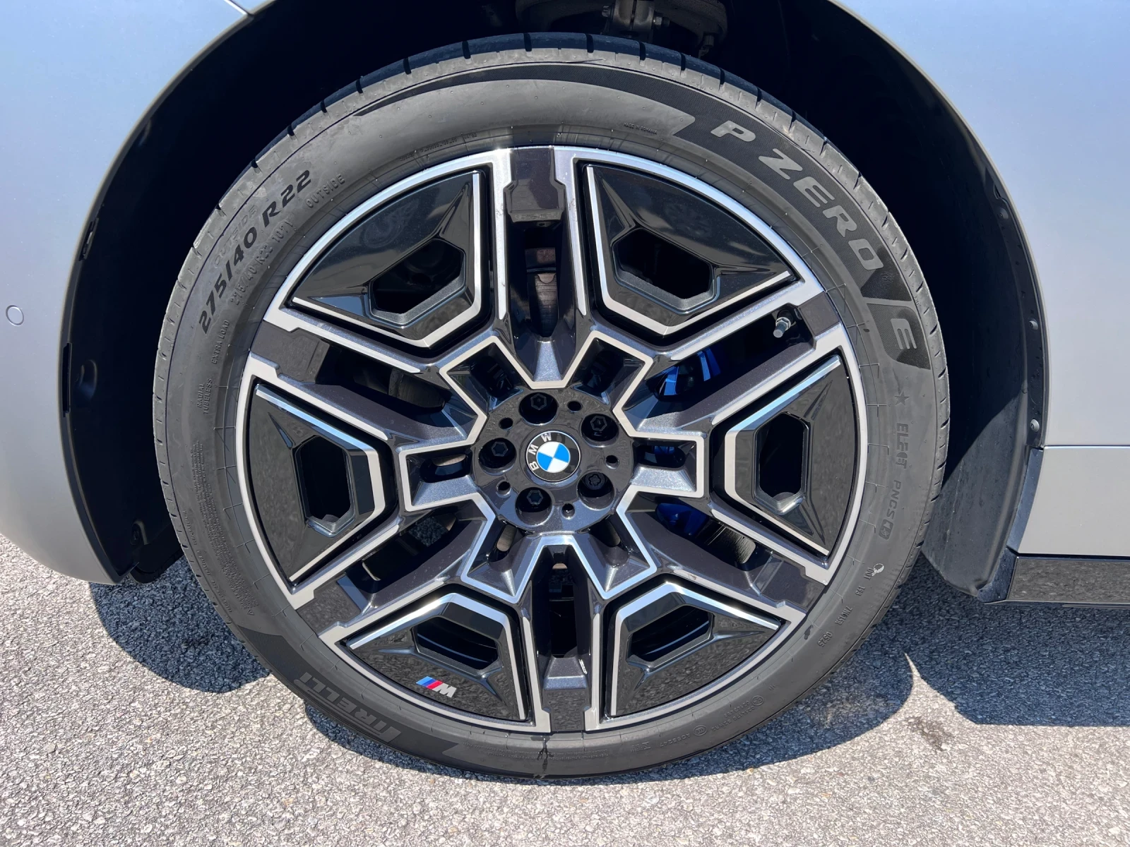 BMW iX X-Drive* 60* M Sport Pro* , снимка 16 - Автомобили и джипове - 55625038