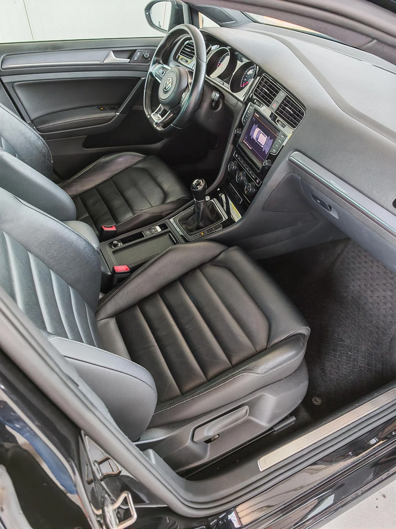 VW Golf * УНИКАТ * R LINE * LIMITED EDITION 40 - 152/400 *, снимка 10 - Автомобили и джипове - 55878897