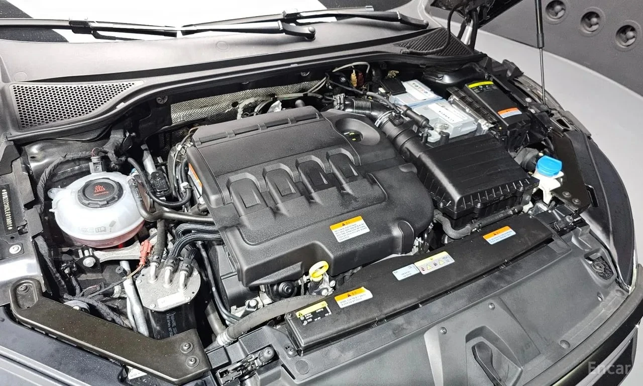 VW Arteon  R LIINE 4Motion / СЕРТИФИКАТ ЗА ОТЛИЧНО КАЧЕСТВО , снимка 6 - Автомобили и джипове - 55924419