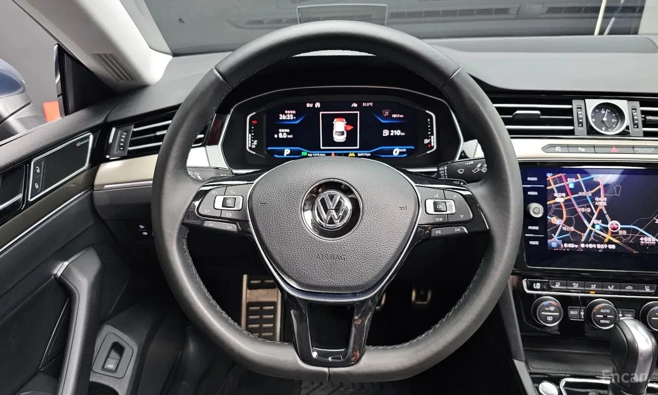 VW Arteon  R LIINE 4Motion / СЕРТИФИКАТ ЗА ОТЛИЧНО КАЧЕСТВО , снимка 12 - Автомобили и джипове - 55924419