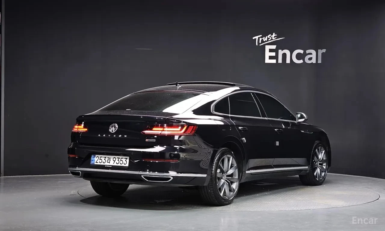 VW Arteon  R LIINE 4Motion / СЕРТИФИКАТ ЗА ОТЛИЧНО КАЧЕСТВО , снимка 2 - Автомобили и джипове - 55924419