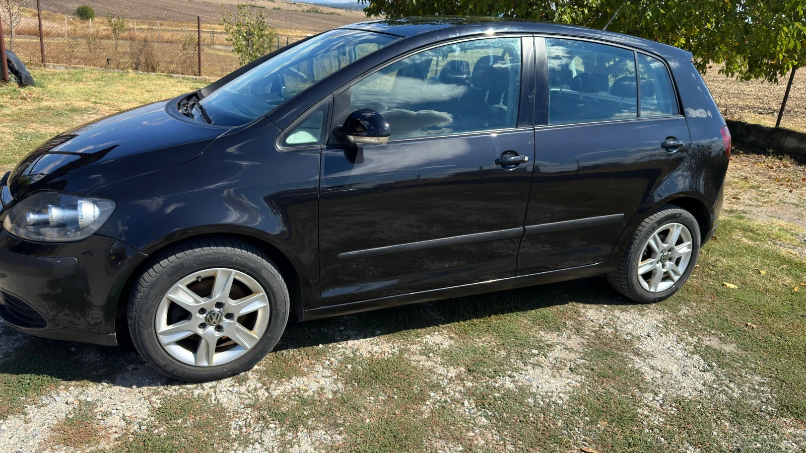 VW Golf Plus, снимка 2 - Автомобили и джипове - 56080010
