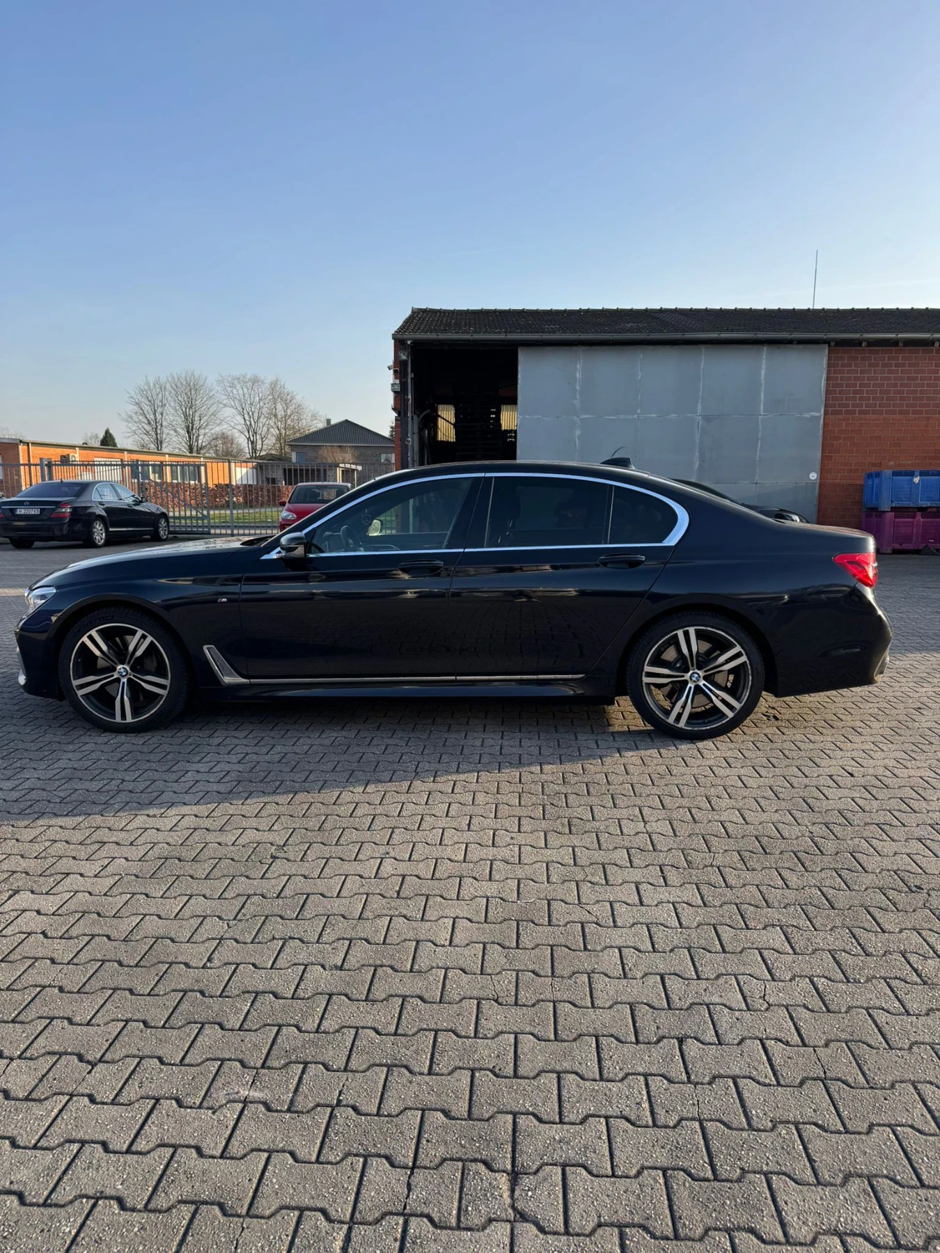 BMW 750, снимка 9 - Автомобили и джипове - 56242122