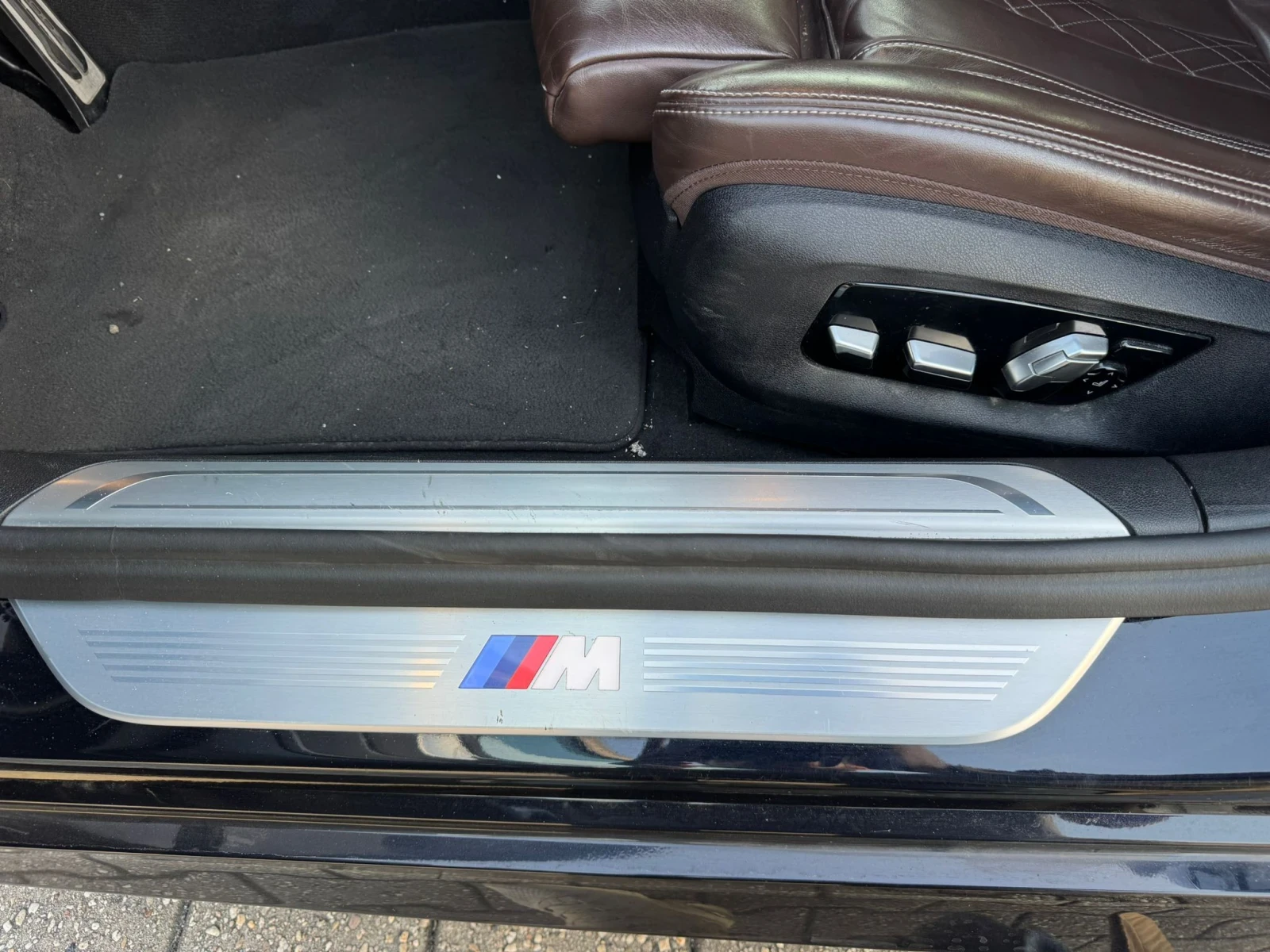 BMW 750, снимка 7 - Автомобили и джипове - 56242122