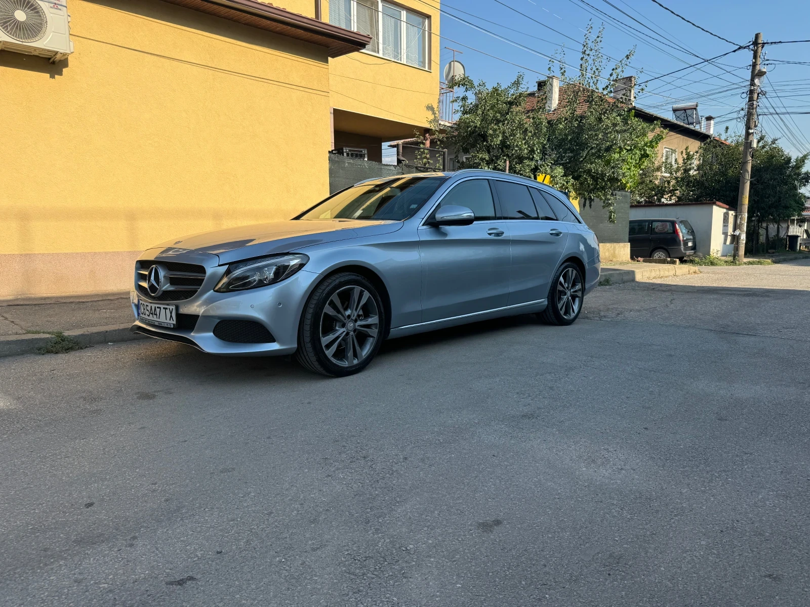 Mercedes-Benz C 220, снимка 2 - Автомобили и джипове - 56248365