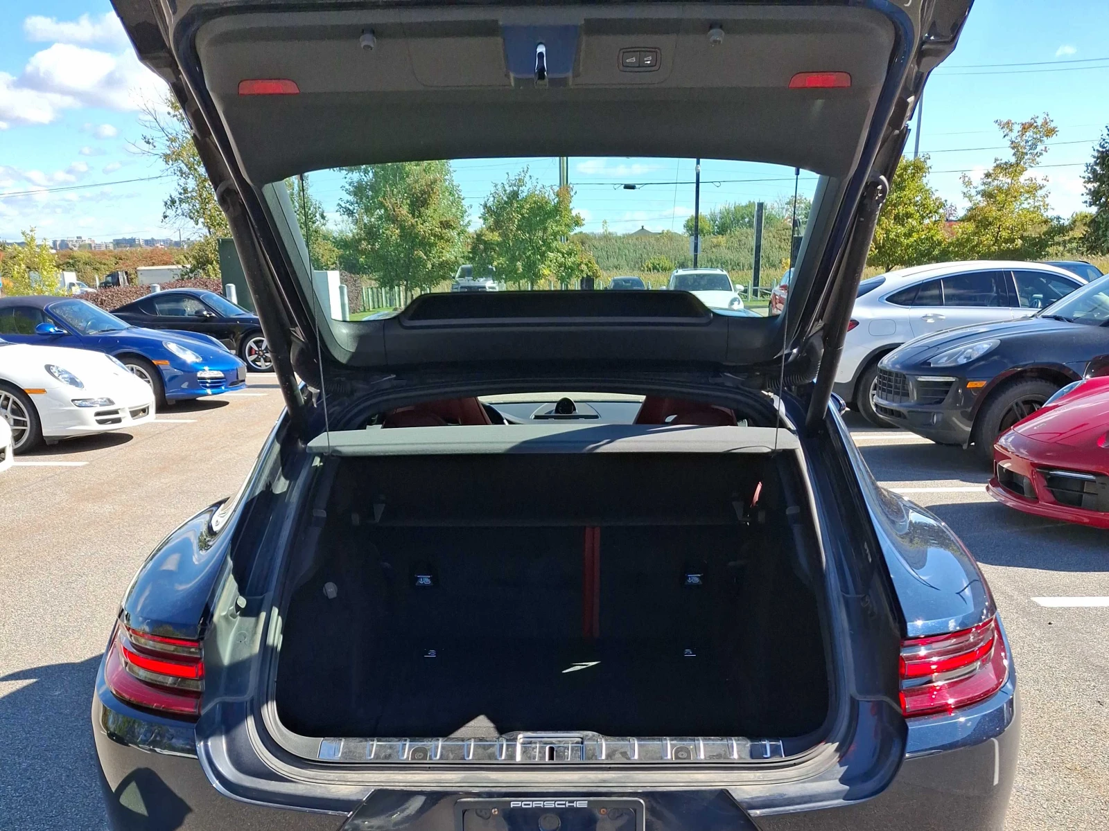 Porsche Panamera 4 AWD / Carfax / ������ | Mobile.bg � ����������� 11