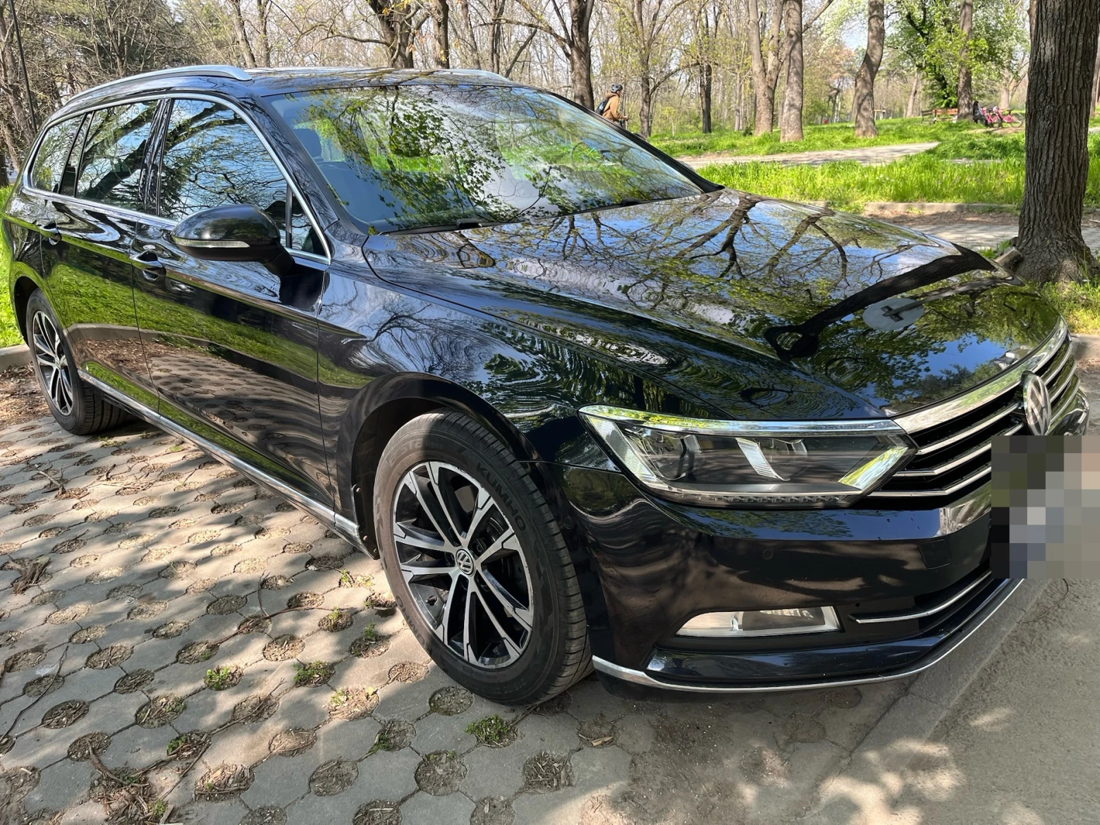 VW Passat B8 Variant 2.0 TDI DSG, снимка 2 - Автомобили и джипове - 56711835
