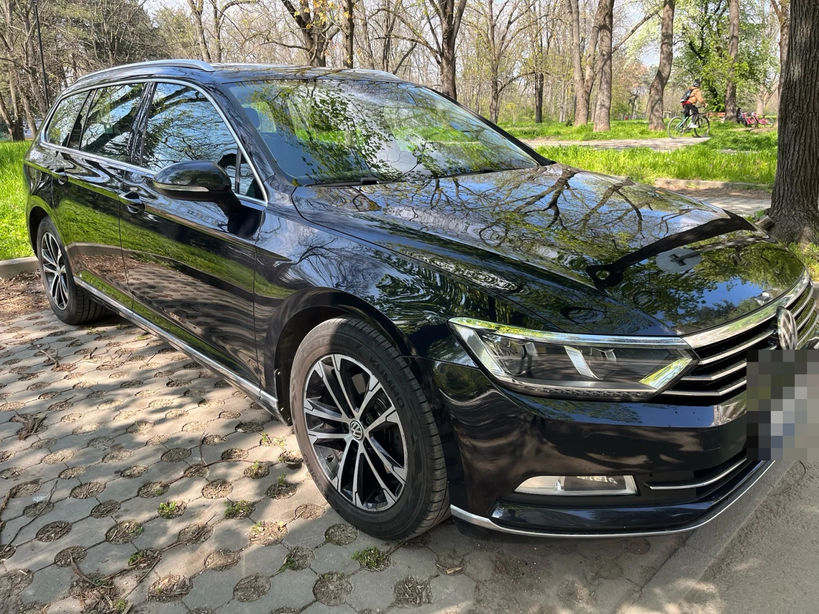 VW Passat B8 Variant 2.0 TDI DSG, снимка 4 - Автомобили и джипове - 56711835