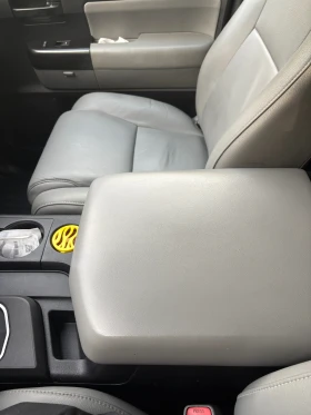 Toyota Sequoia, снимка 14
