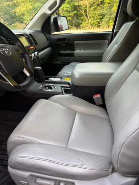 Toyota Sequoia, снимка 8