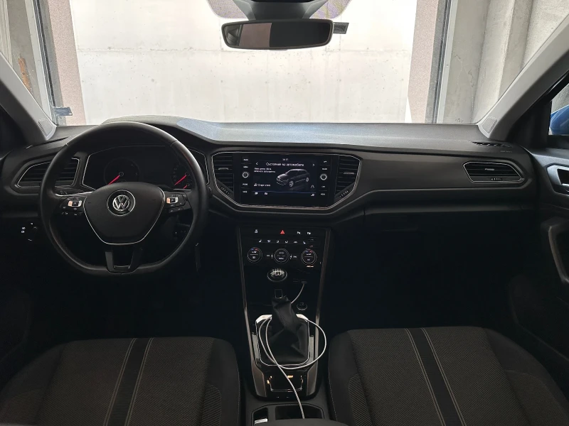 VW T-Roc 1.6 TDI Пълна сервизна история, снимка 8 - Автомобили и джипове - 47353818