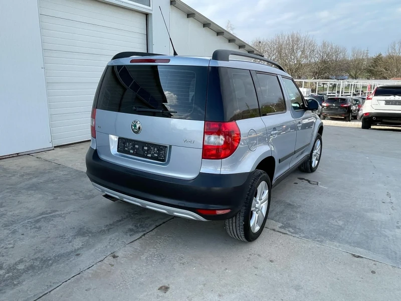 Skoda Yeti 2.0tdi 110k.c * UNIKAT* , снимка 14 - Автомобили и джипове - 49789189