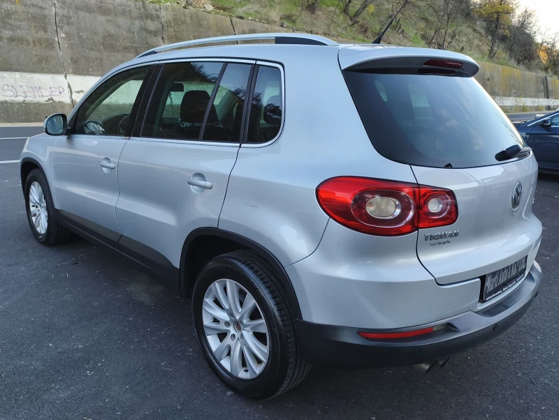 VW Tiguan 2 TDI 4 Motion  Park Assist , снимка 7 - Автомобили и джипове - 52406701