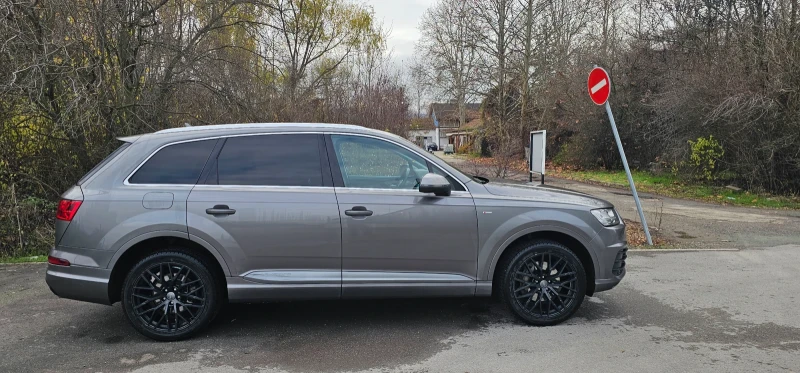 Audi Q7, снимка 4 - Автомобили и джипове - 52680789