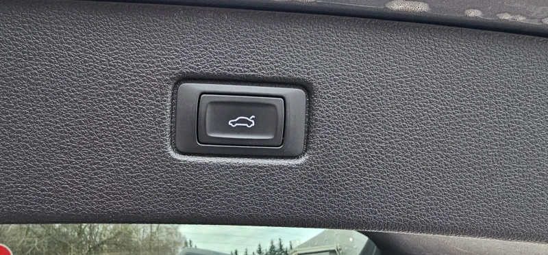 Audi Q7, снимка 16 - Автомобили и джипове - 52680789