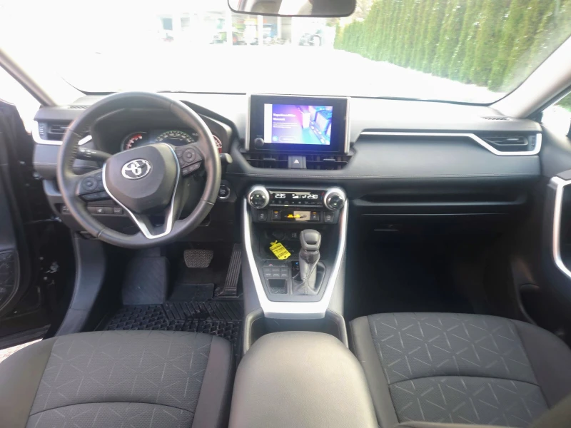 Toyota Rav4 XLE, снимка 9 - Автомобили и джипове - 52967319