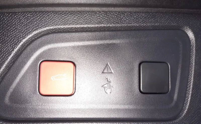 Citroen C5 Aircross 224HP/MAX/PANO/LED/DIGITAL/NAVI/871v, снимка 11 - Автомобили и джипове - 53191399