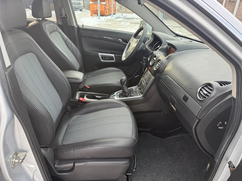 Opel Antara 2.0 TDI, снимка 12 - Автомобили и джипове - 53356836