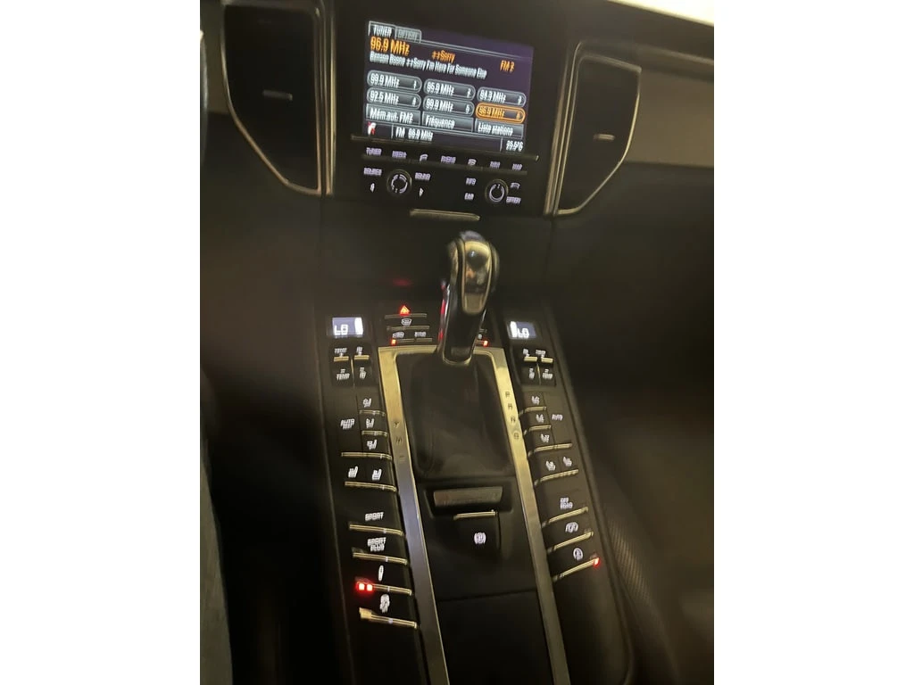 Porsche Macan S* Пано* Blind spot* Keyless* Реални км - изображение 8