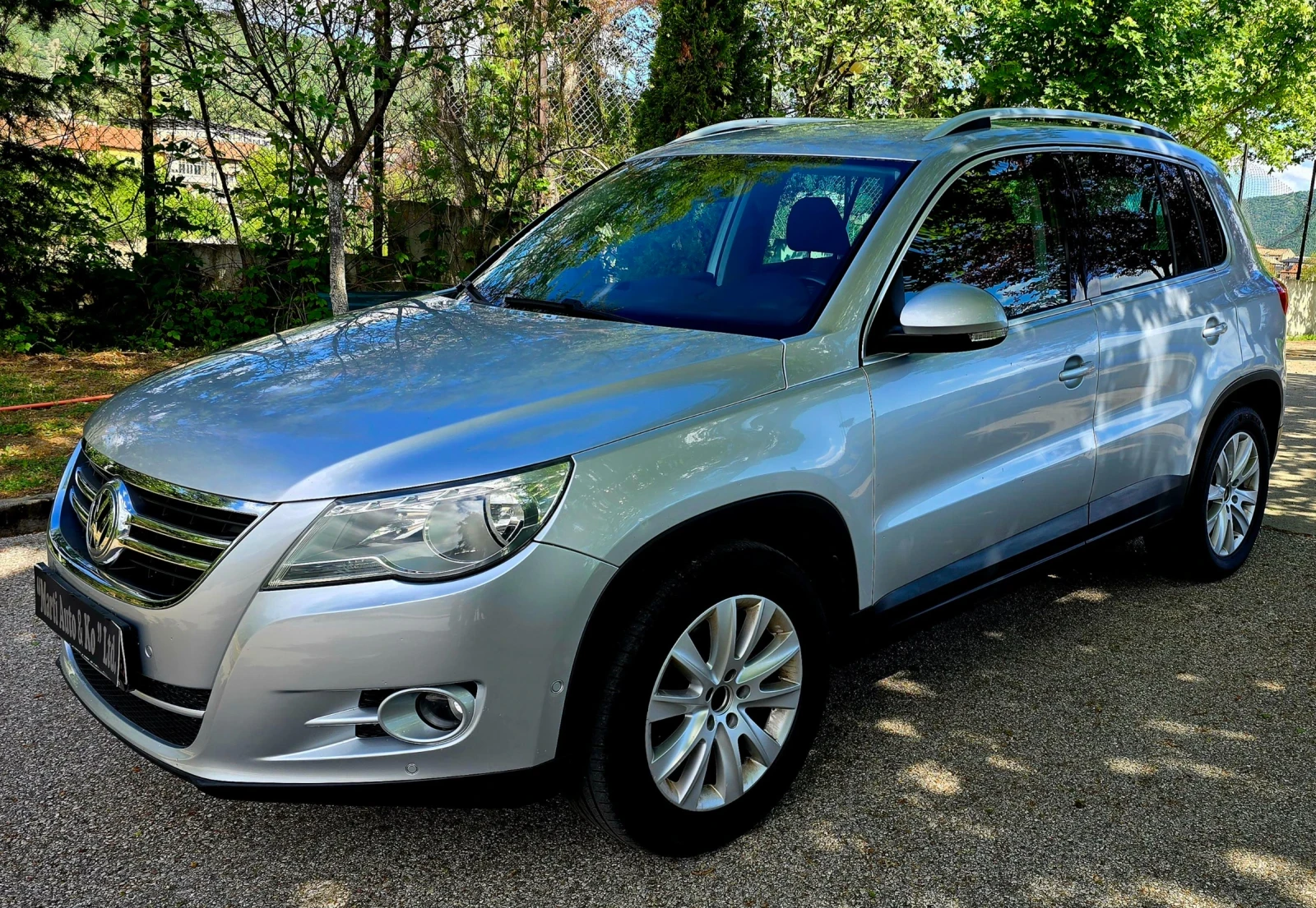 VW Tiguan 2.0 TDI 4 Motion DSG Park Assist , снимка 5 - Автомобили и джипове - 52406701