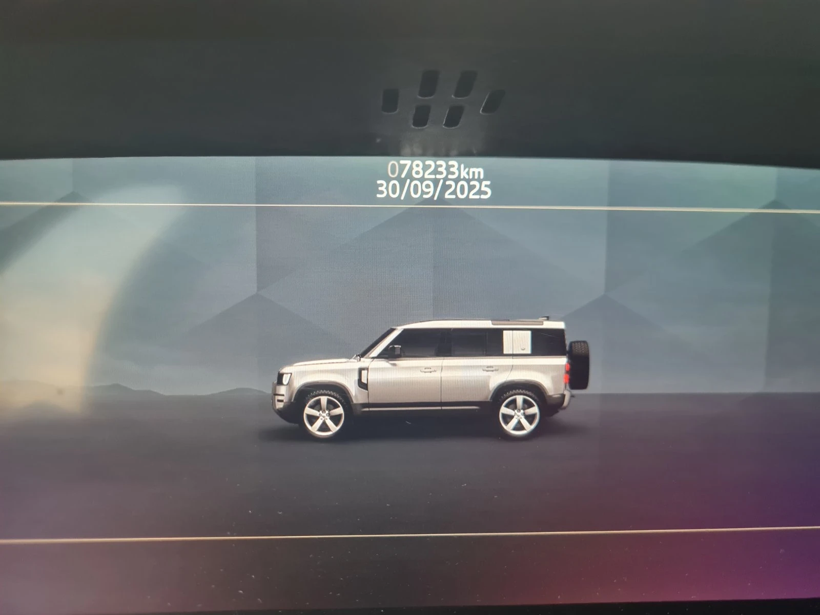 Land Rover Defender First Edition - изображение 2