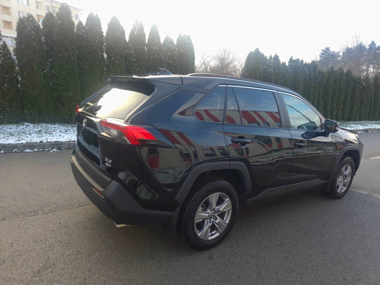 Toyota Rav4 XLE - изображение 7