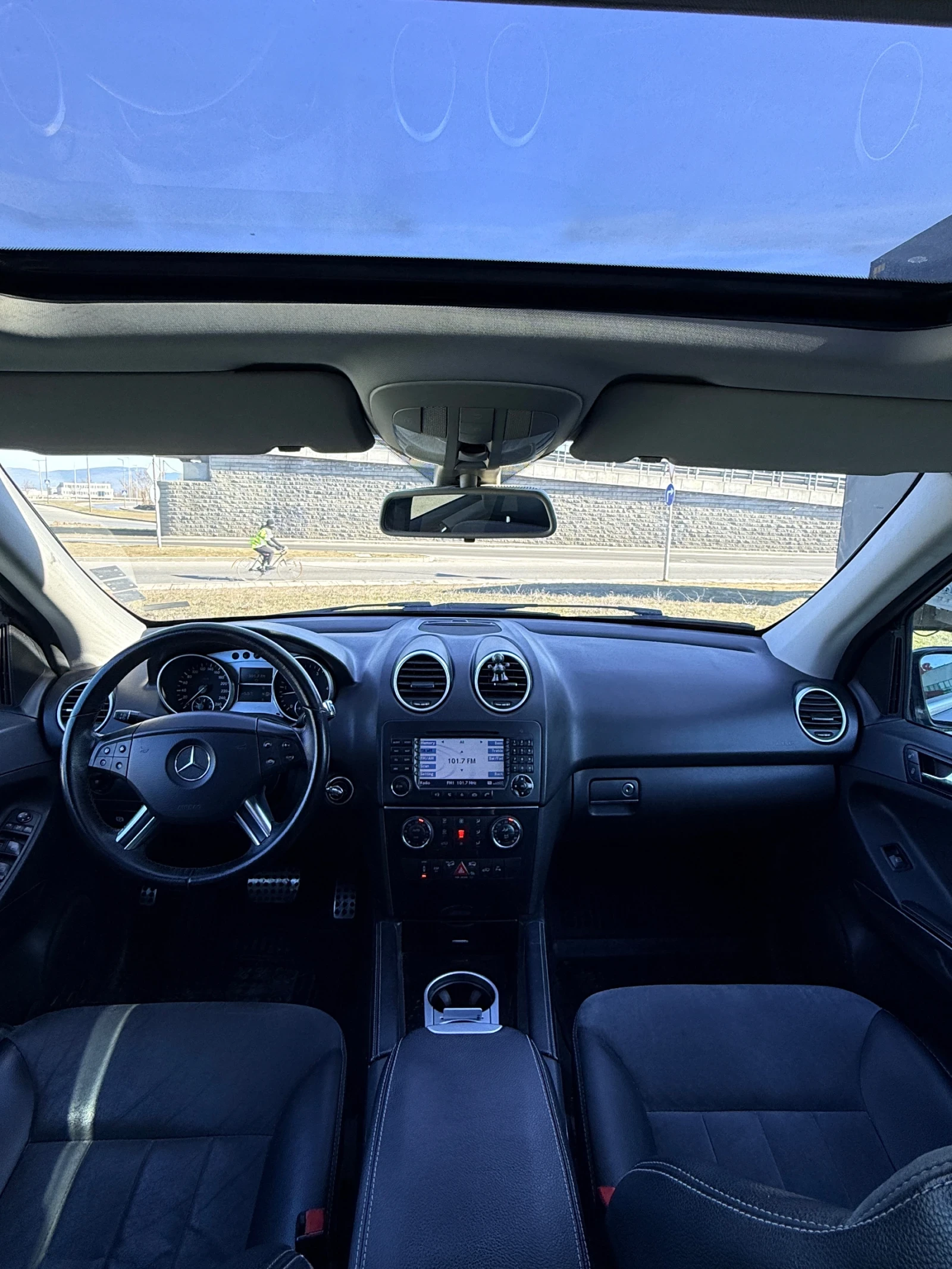 Mercedes-Benz ML 320  - изображение 6